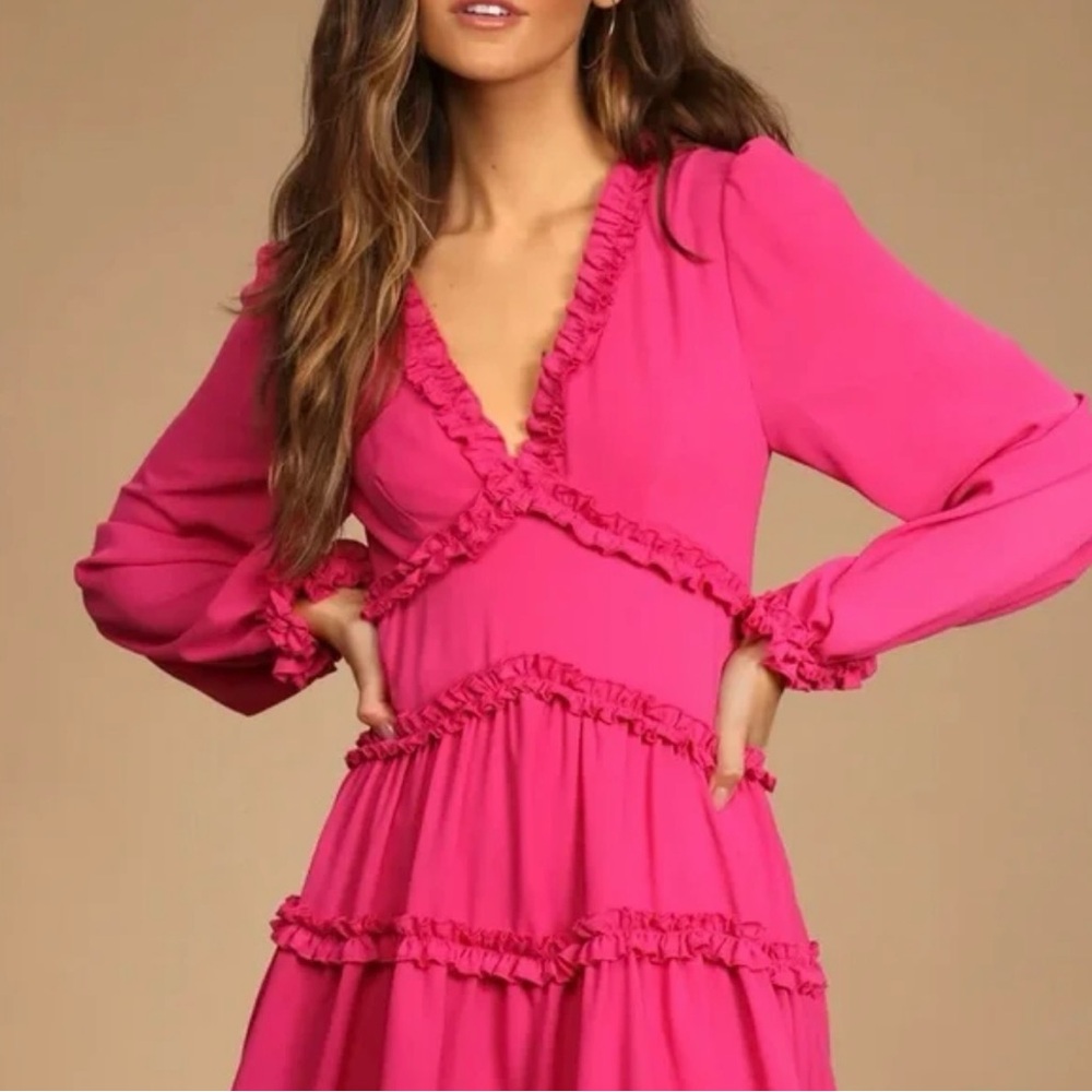 Lulus magenta tiered ruffle dress size M wedding guest, romantic cottagecore